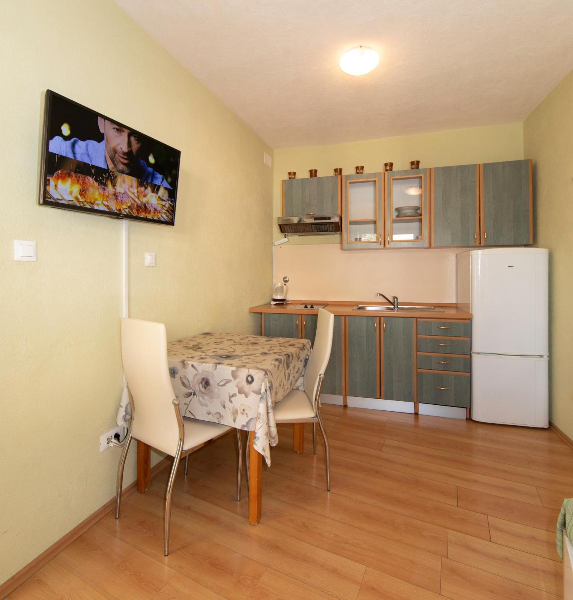 Apartmani Darinka Baška Voda Eksteriør bilde